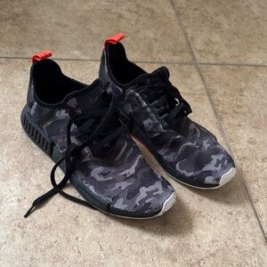 Men’s ADIDAS Camouflage Athletic Sneakers with Red Accents